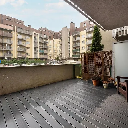 Modern With Terrace And Free Garage By Renters ヴロツワフ