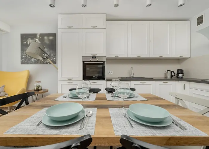 Modern With Terrace And Free Garage By Renters Wroclaw