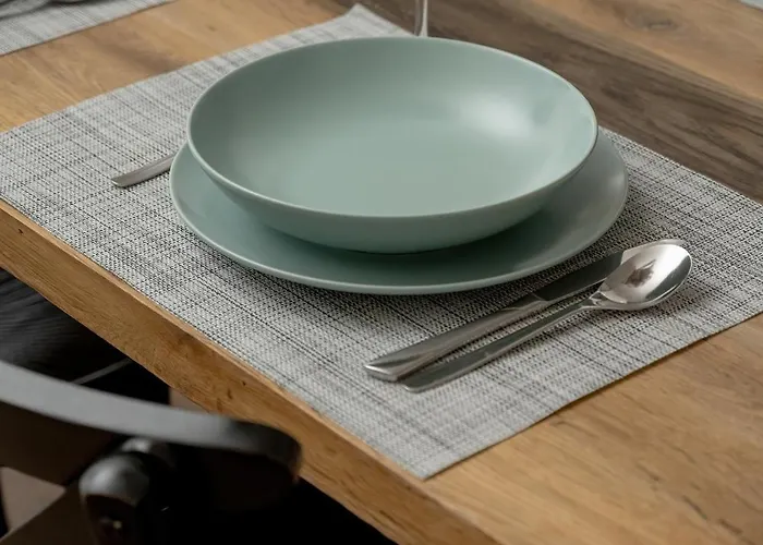 Modern With Terrace And Free Garage By Renters Daire *