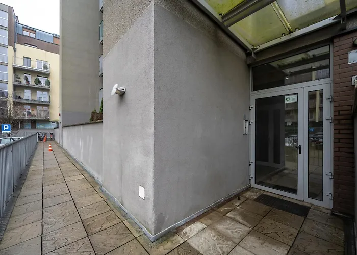 Daire Modern With Terrace And Free Garage By Renters Wroclaw