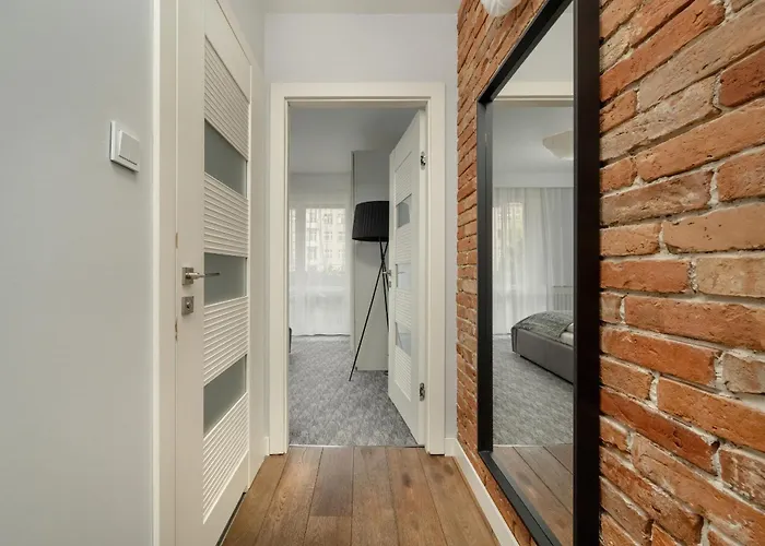 Modern With Terrace And Free Garage By Renters Daire Wroclaw