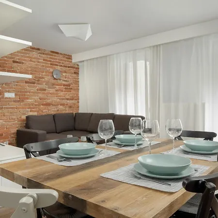 Lejlighed Modern With Terrace And Free Garage By Renters *